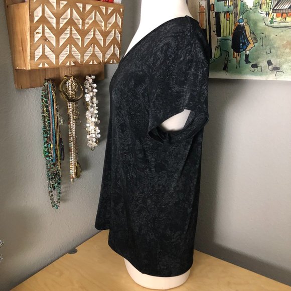 CHICO'S Travelers Velvet Drape V Neck Short Sleeve Top - Picture 5 of 6